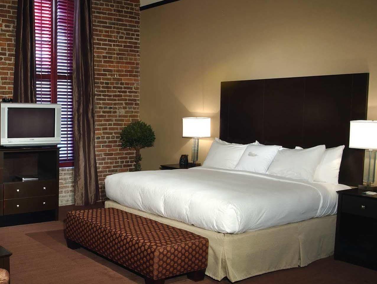Homewood Suites By Hilton Indianapolis Downtown Exterior photo