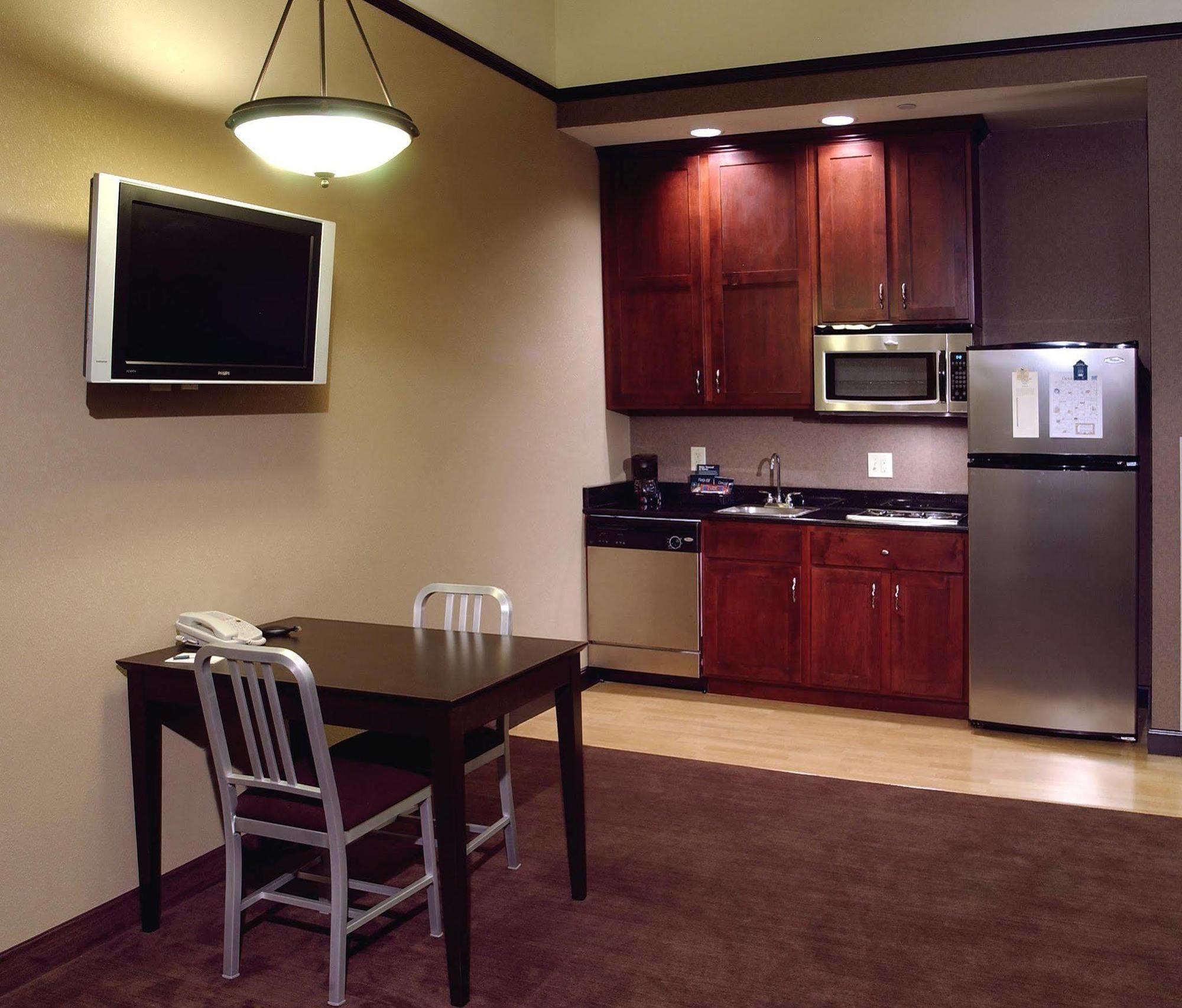 Homewood Suites By Hilton Indianapolis Downtown Exterior photo